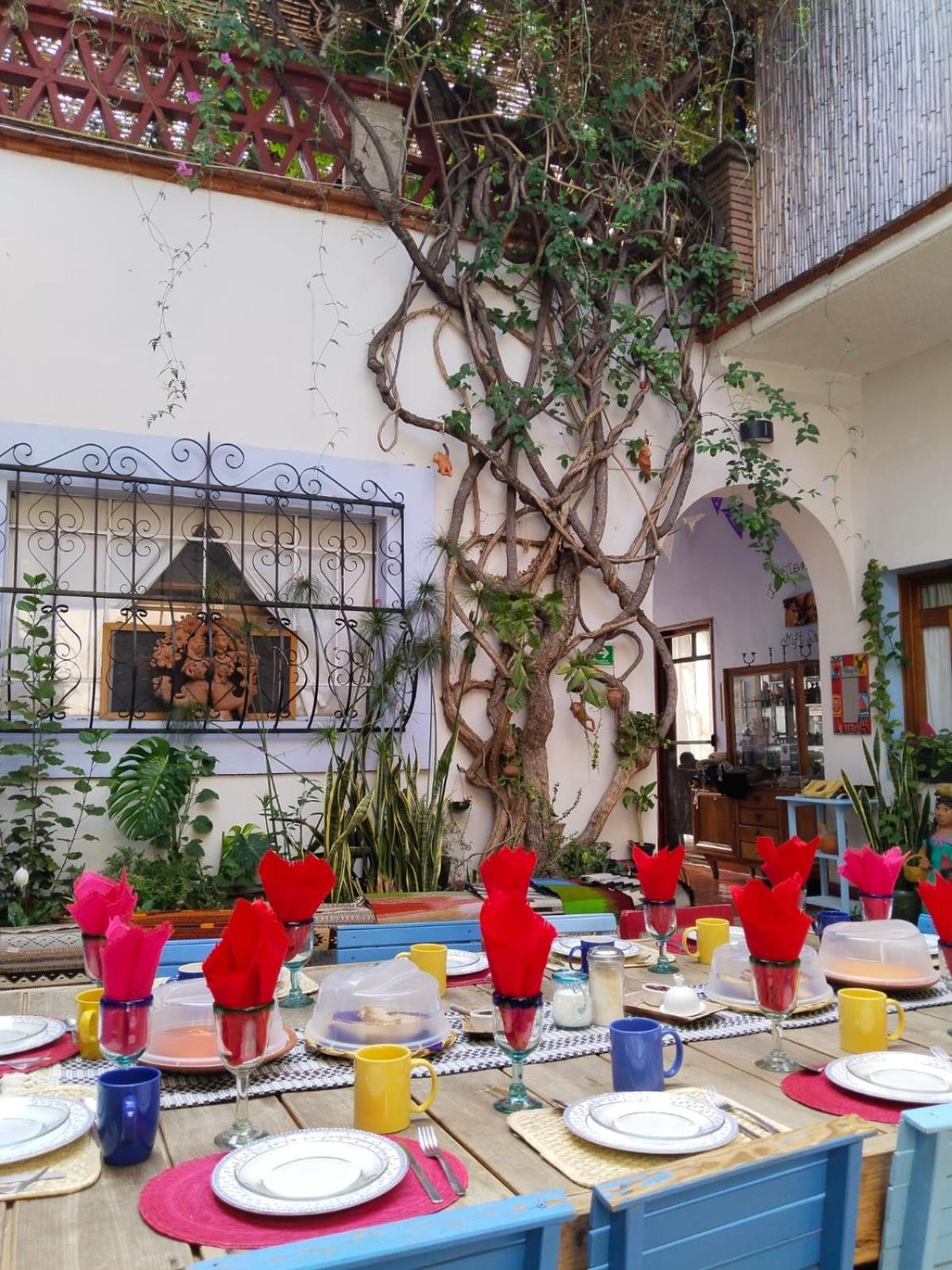 Hotel El Diablo Y La Sandia